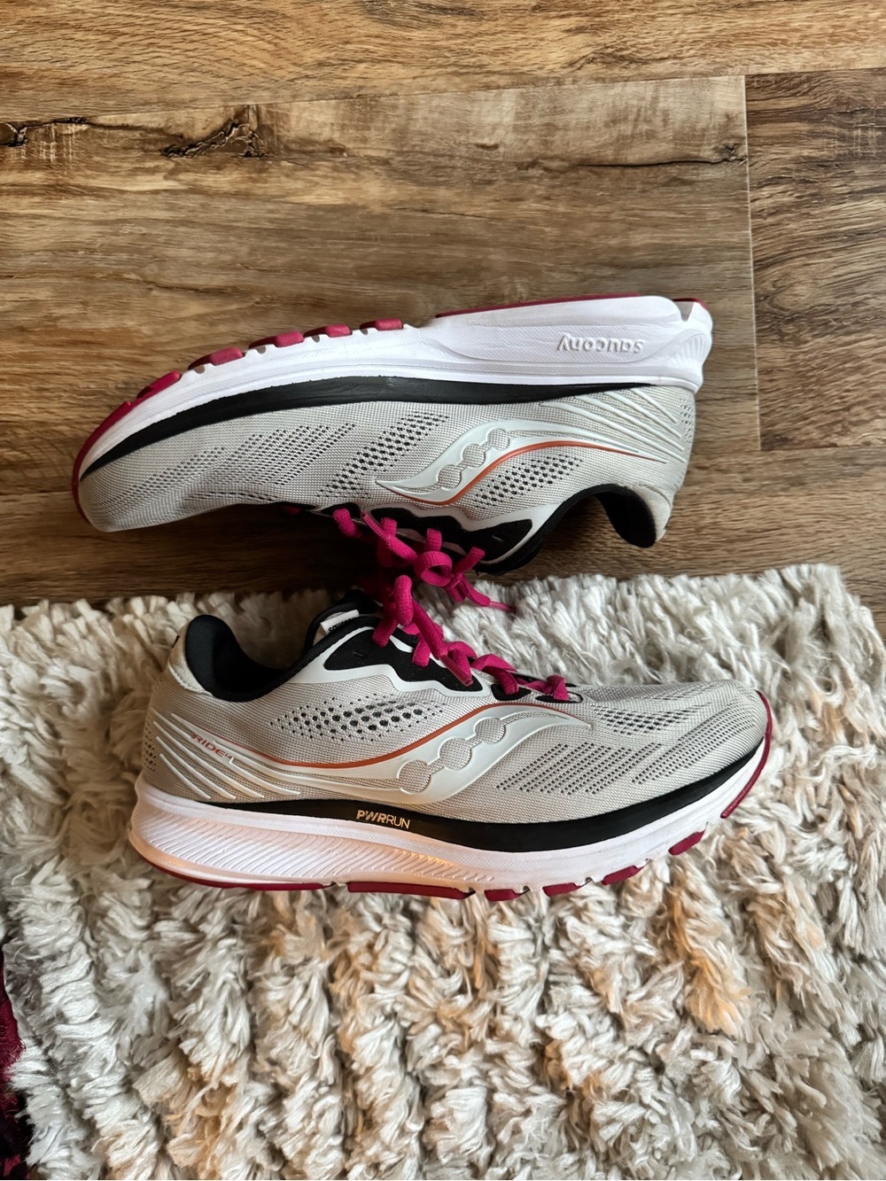 Saucony Women's Ride 14 Running Shoes